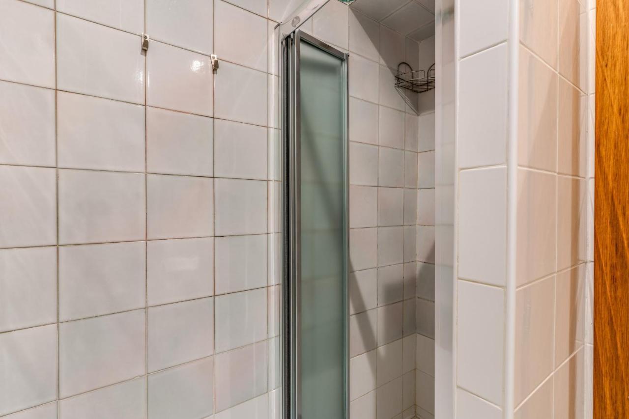 Lovely Flat By The Trevi Fountain Apartment Rome Bagian luar foto