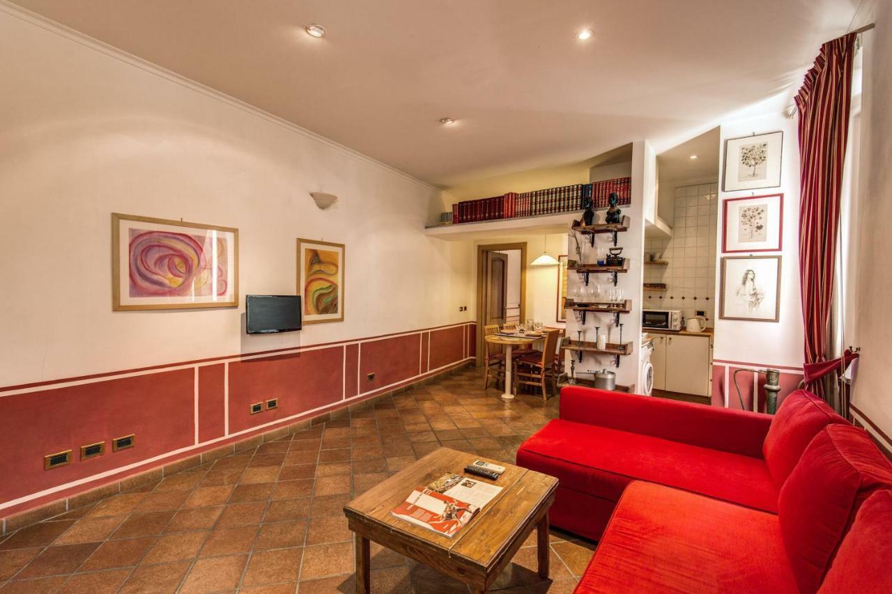 Lovely Flat By The Trevi Fountain Apartment Rome Bagian luar foto